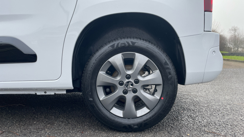 Vauxhall Combo Cargo Combo Diesel 1.5 Turbo D 100ps Pro H1 Van